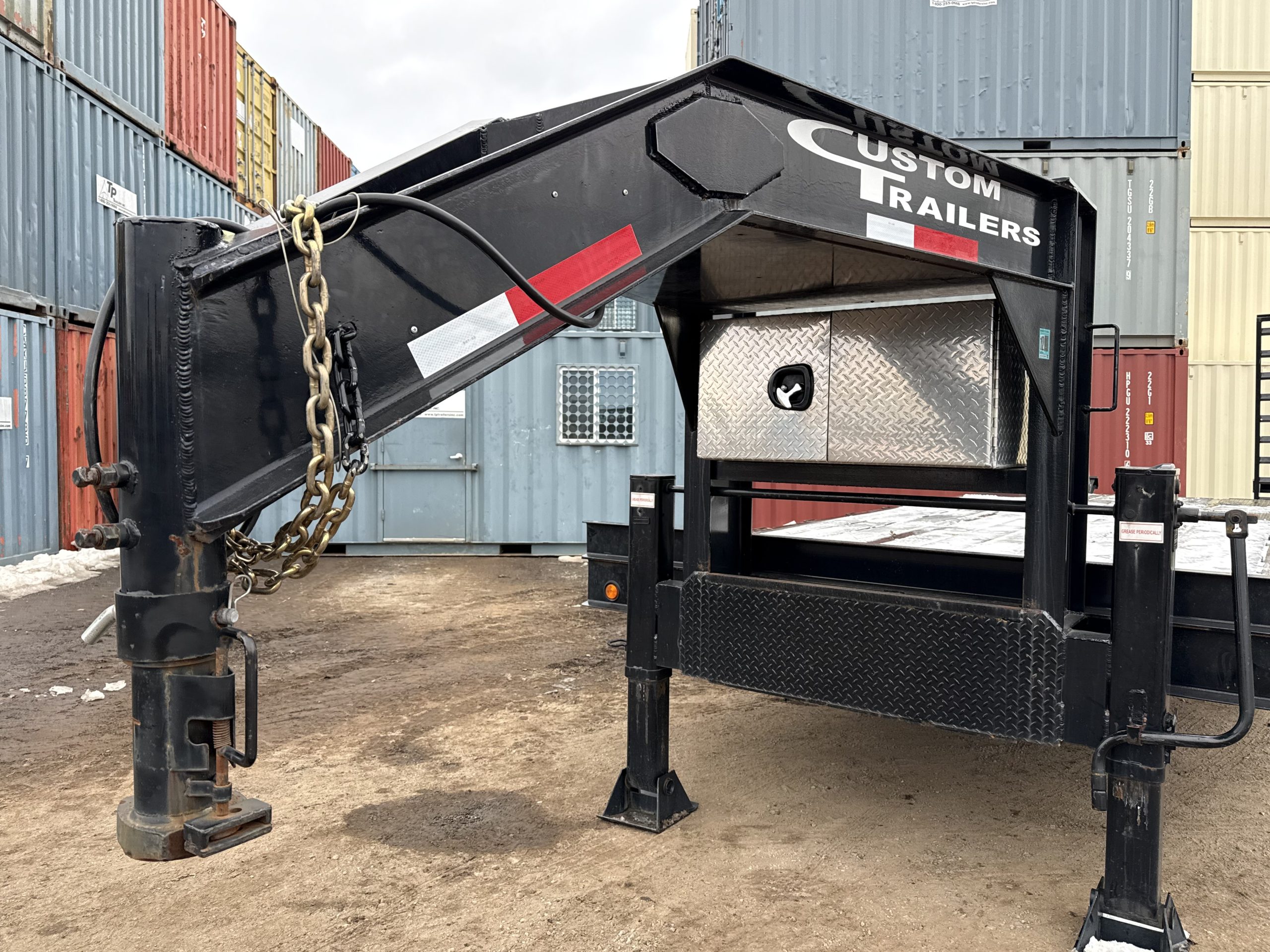 25.9K Equipment Flatbed Trailer photo 5